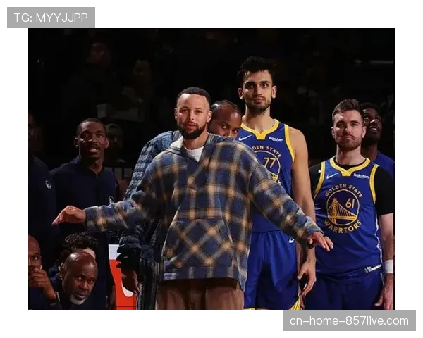 快船重返西部第八附加赛席位 与开拓者胜场差仅0.5场